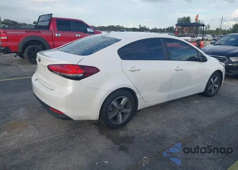 2018 Kia Forte Lx z USA, uszkodzony, nr VIN 3KPFL4A79JE250365
